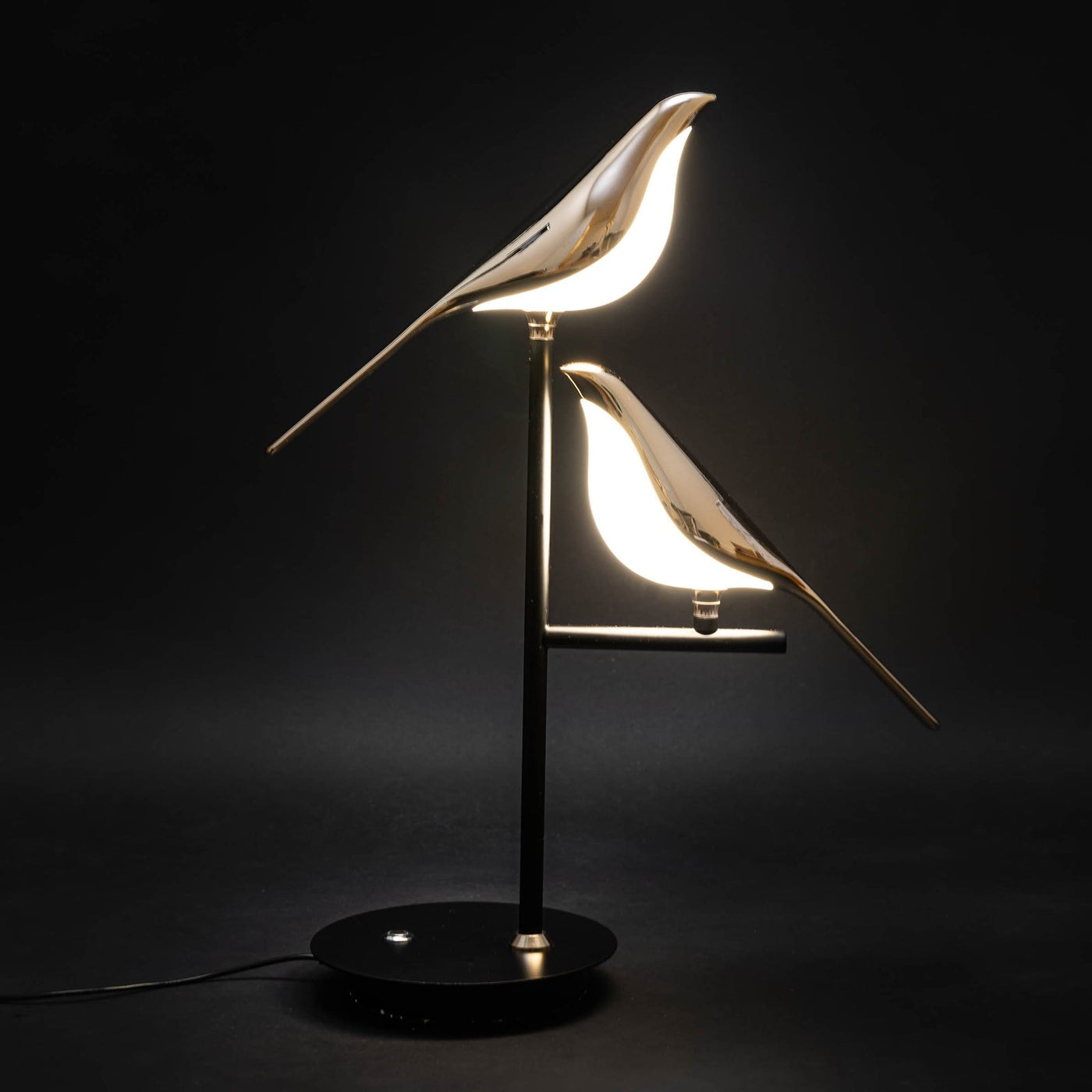 TwoBird Table Lamp – Sculptural LED Bird-Shaped Accent Light