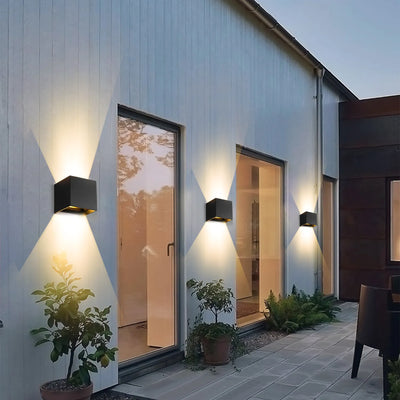 1+1 Free - CubeLight | LED wall lights
