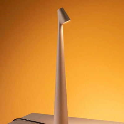 Obélis LED Table Lamp – Sculptural Aluminium Ambient Light